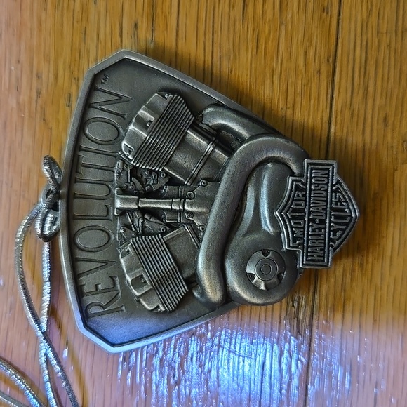HARLEY DAVIDSON 2001 Season's Greetings Celebrate On All Cylinders Pewter Orname - Picture 7 of 10